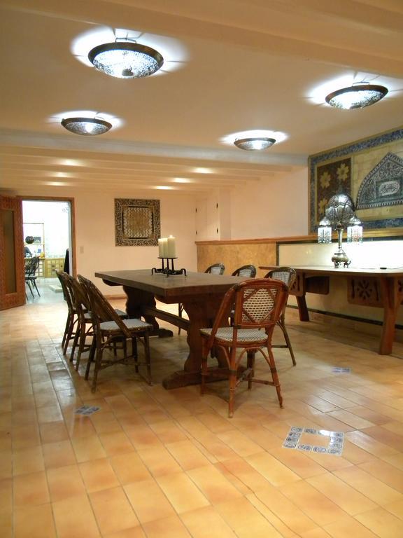 Hotel les arbousiers à Céret Extérieur photo