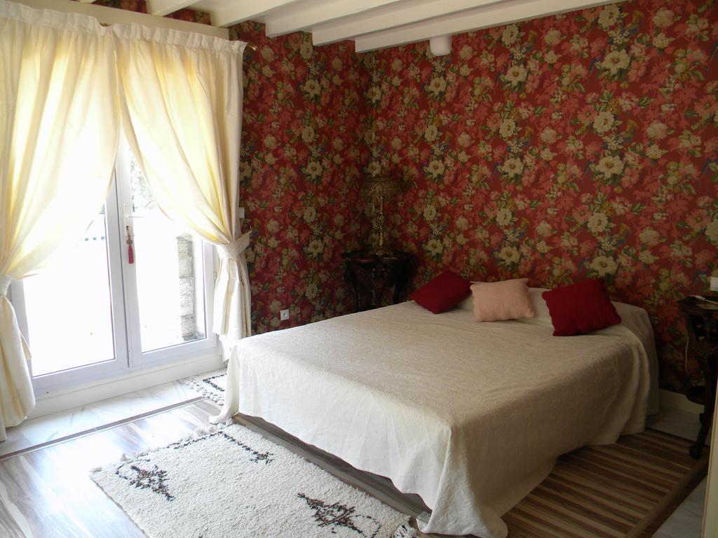 Hotel les arbousiers à Céret Chambre photo